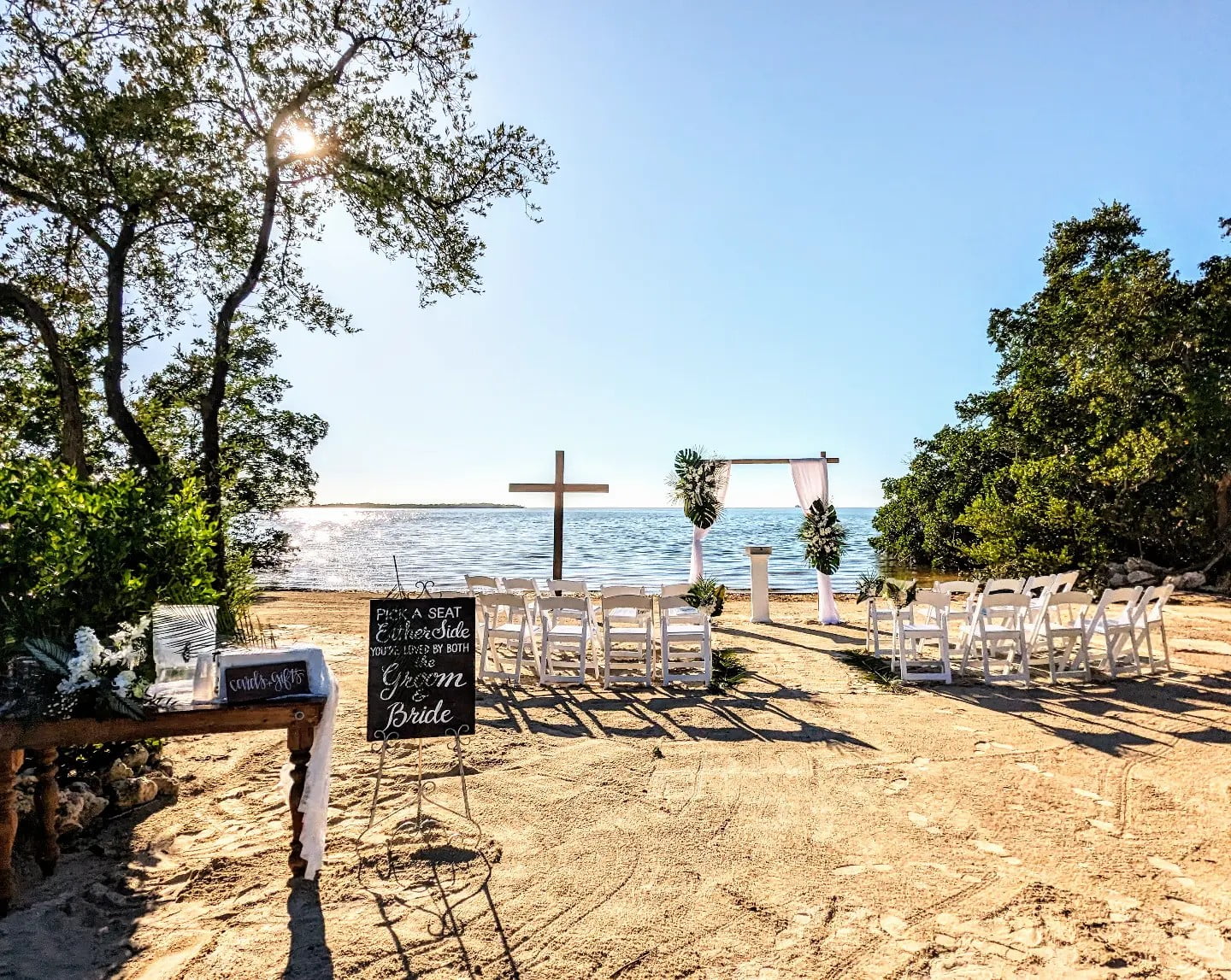 Read more about the article Private Waterfront Location – Real Wedding – Florida Keys Farm