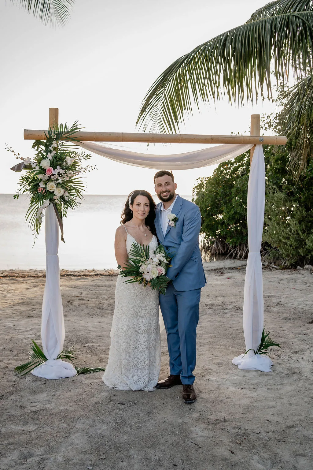 Read more about the article Private sunset beach weddings in the Florida Keys truly are unforgettable.